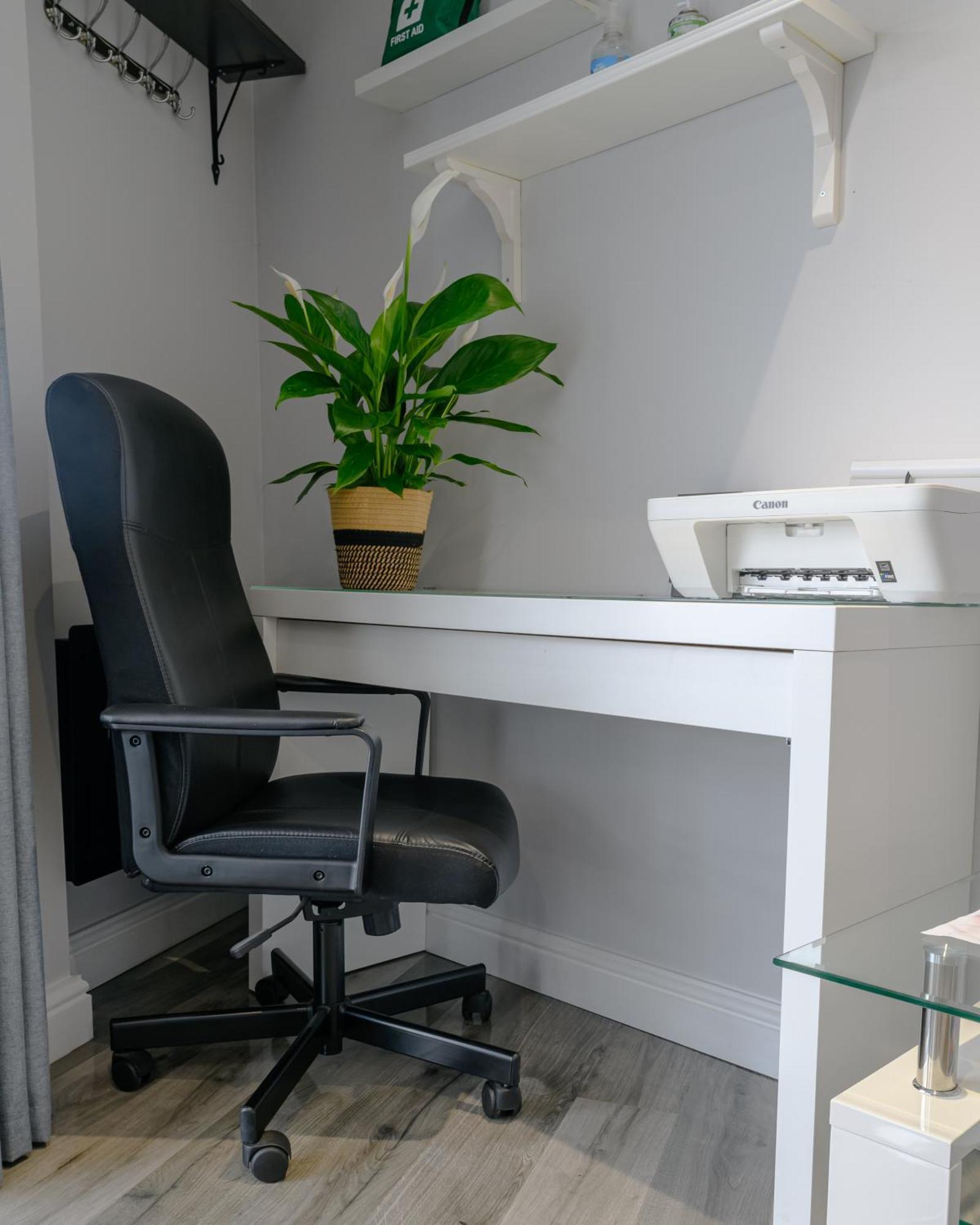 Luxury One Bedroom Guesthouse M6, Junction 10 Walsall Willenhall Eksteriør bilde